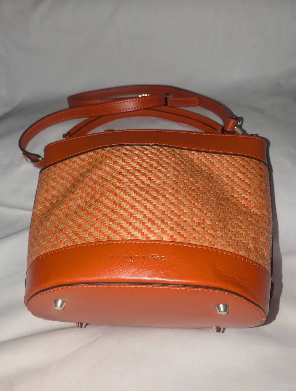 Divina Firenze Orange Woven Bucket Crossbody Bag.Made In Italy